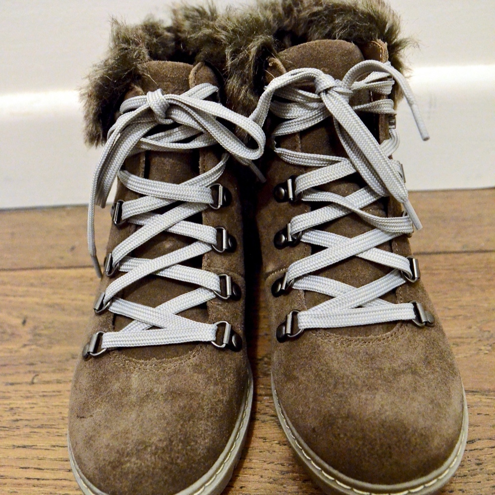 G.H. Bass Charcoal Brand New Boots - Picture 3 of 6